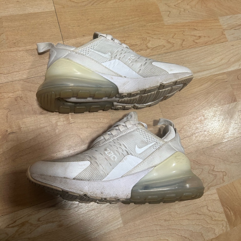Nike Air Max 270